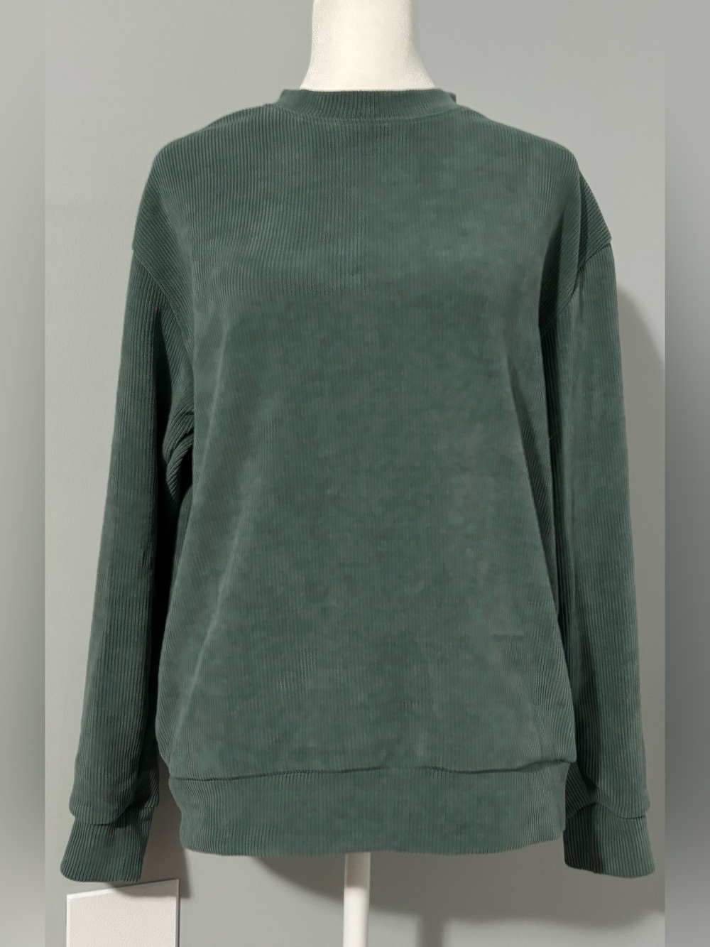 Negative Space Crewneck Pullover Sweatshirt - Green Size S